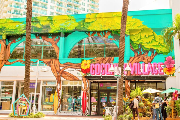 Lil Bahamas Coconut Grove Tour  - Photo 1 of 6